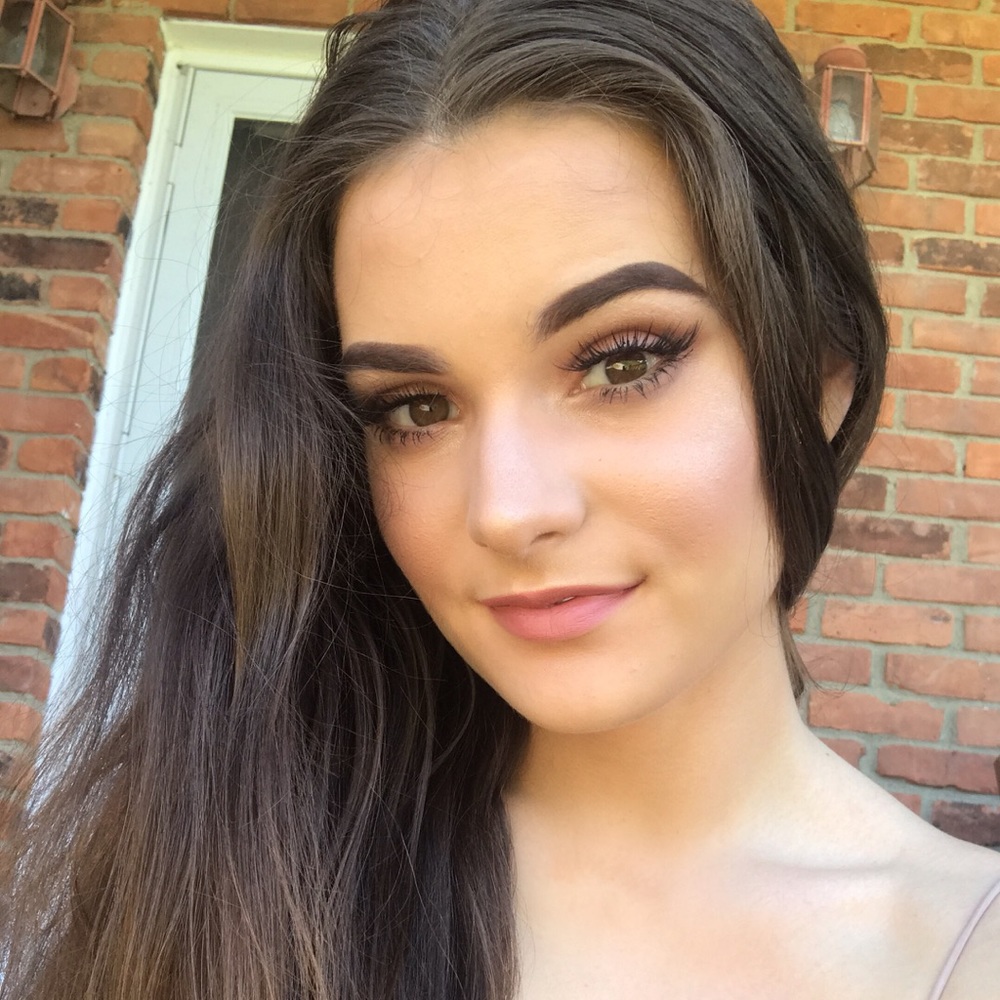 Meet your Posher, Amy